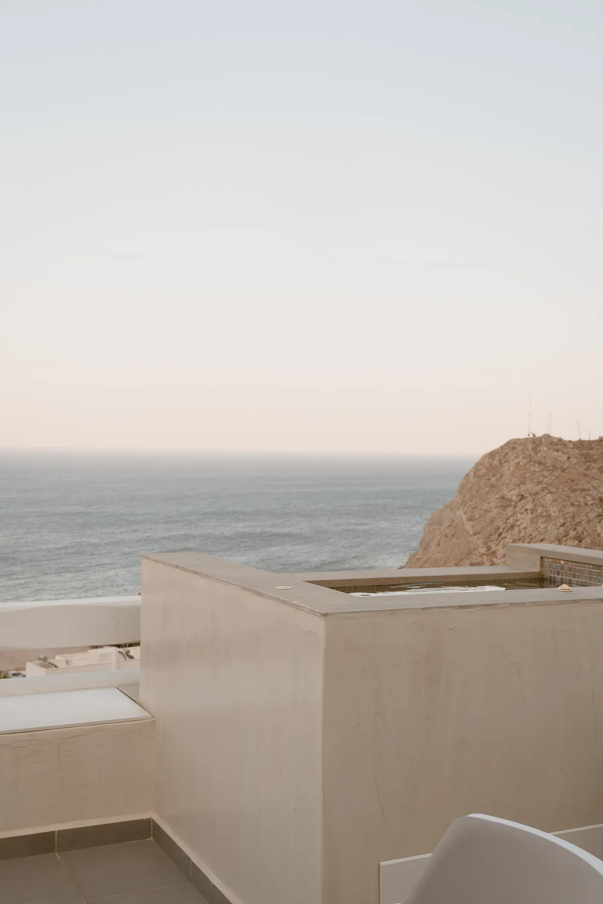 Deluxe Suite with Sea View and Outdoor Hot Tub